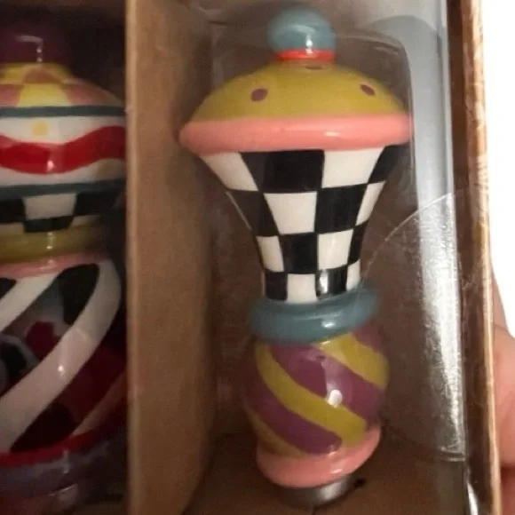 MacKenzie-Childs NIB whimsical, stainless and dolomite Jubilee Spreaders, Set/4 - Picture 2 of 9